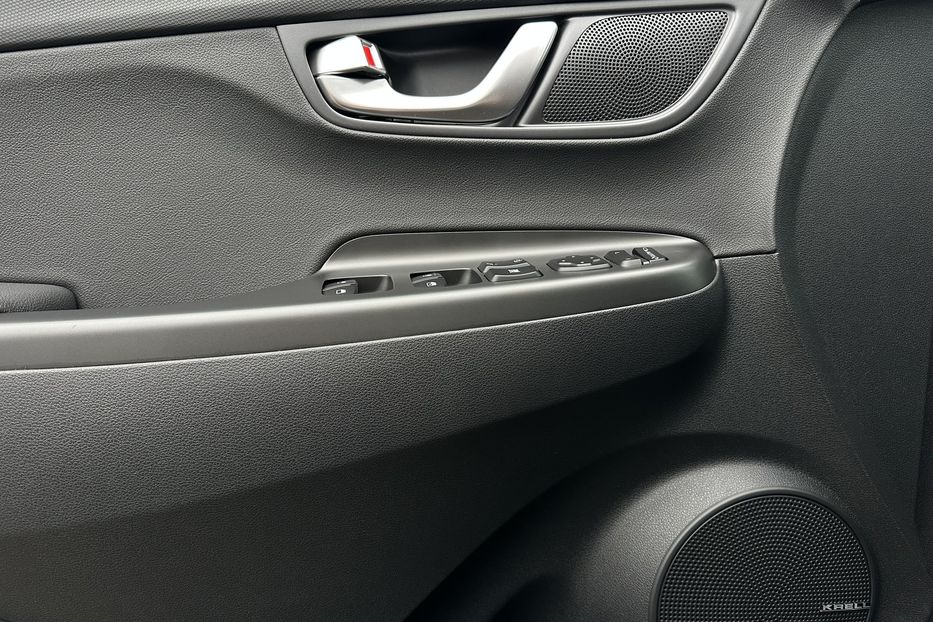 Продам Hyundai Kona 64kWhМакс.комплектація PREMIUM 2021 года в Львове