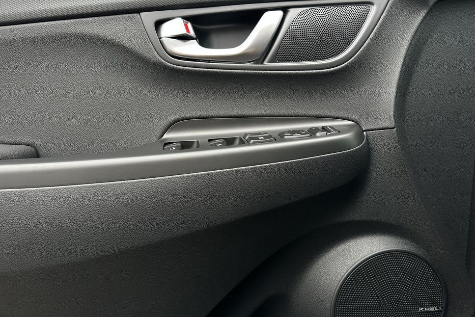 Продам Hyundai Kona 64kWhМакс.комплектація PREMIUM 2021 года в Львове