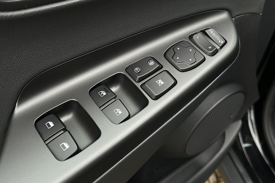 Продам Hyundai Kona 64kWhМакс.комплектація PREMIUM 2021 года в Львове