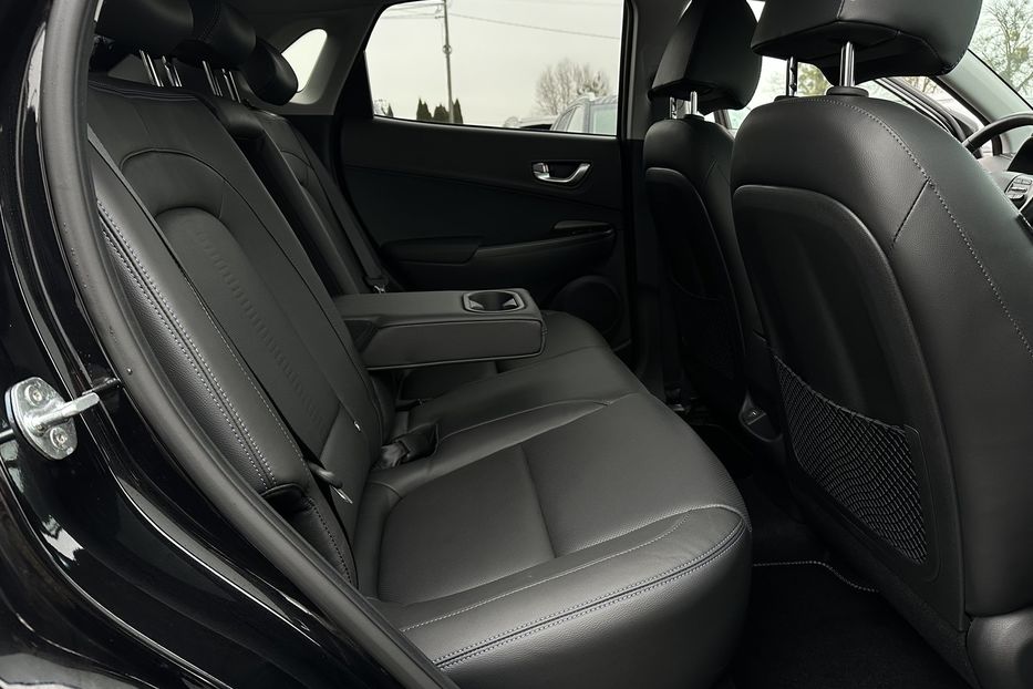 Продам Hyundai Kona 64kWhМакс.комплектація PREMIUM 2021 года в Львове