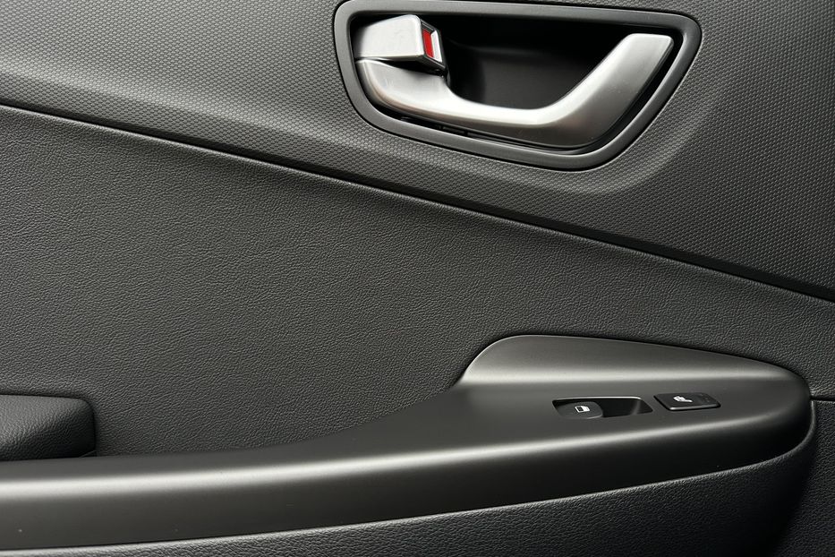 Продам Hyundai Kona 64kWhМакс.комплектація PREMIUM 2021 года в Львове