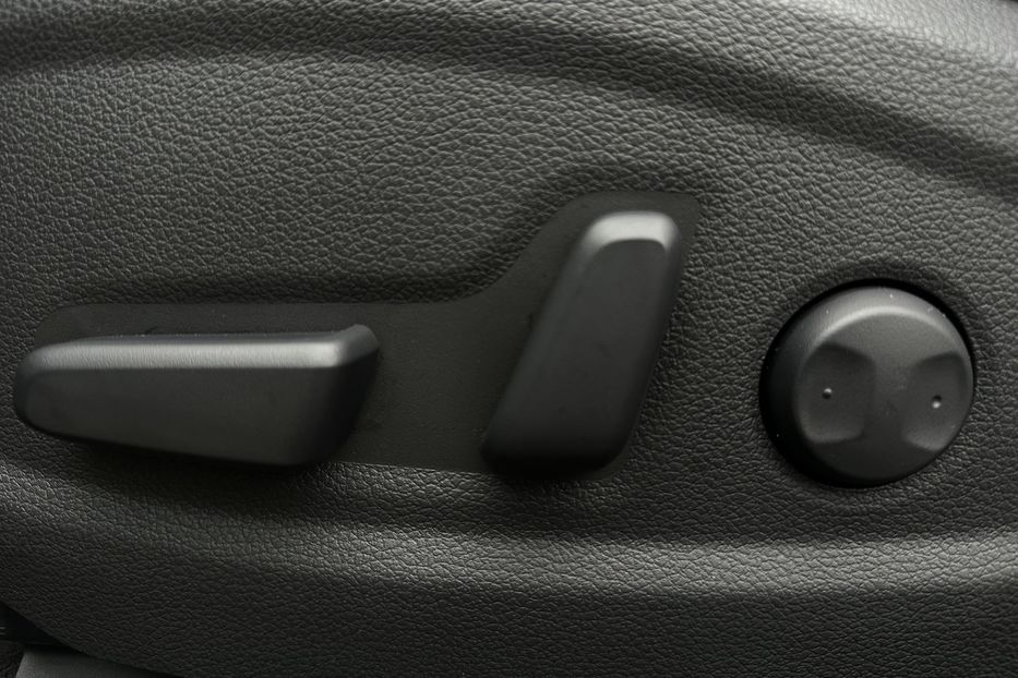 Продам Hyundai Kona 64kWhМакс.комплектація PREMIUM 2021 года в Львове