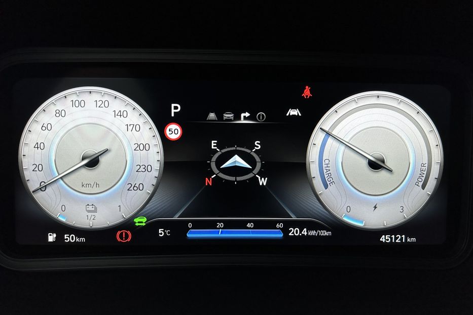 Продам Hyundai Kona 64kWhМакс.комплектація PREMIUM 2021 года в Львове