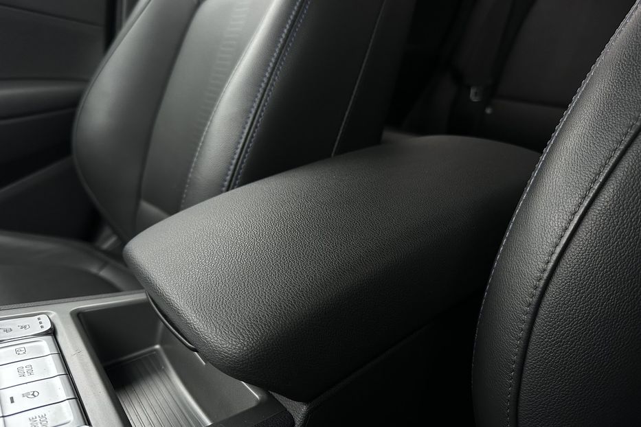 Продам Hyundai Kona 64kWhМакс.комплектація PREMIUM 2021 года в Львове