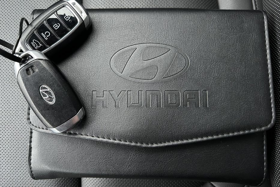 Продам Hyundai Kona 64kWhМакс.комплектація PREMIUM 2021 года в Львове