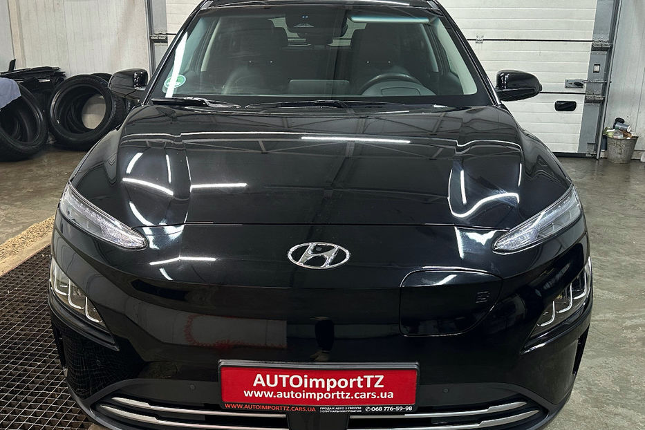 Продам Hyundai Kona 64kWhМакс.комплектація PREMIUM 2021 года в Львове