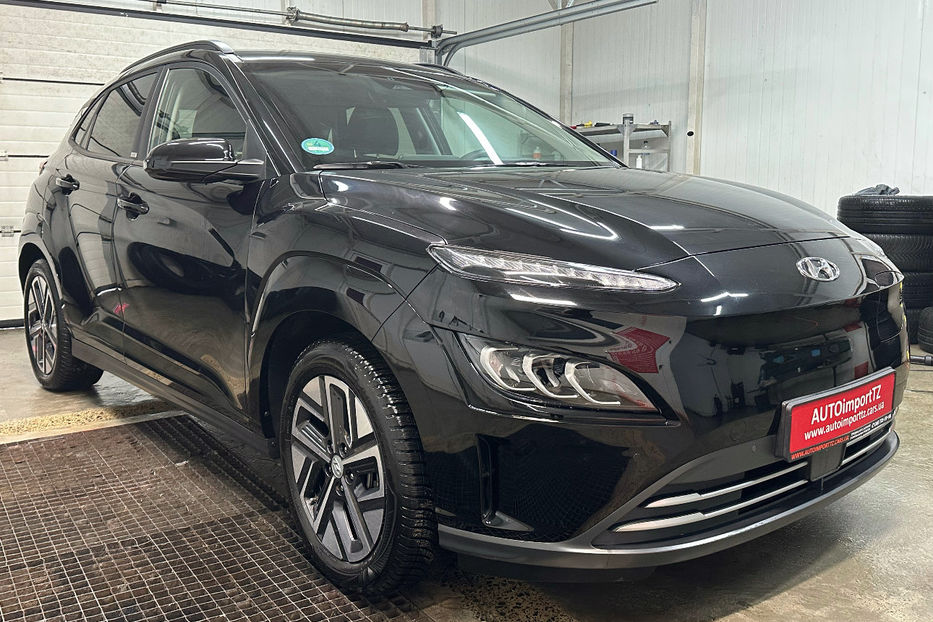 Продам Hyundai Kona 64kWhМакс.комплектація PREMIUM 2021 года в Львове