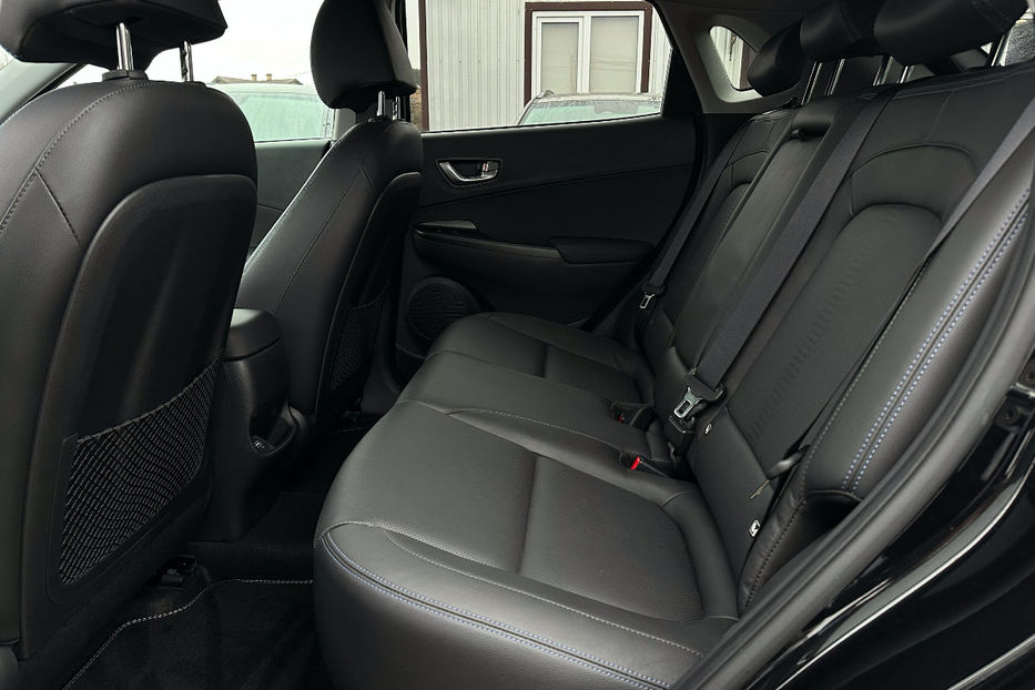 Продам Hyundai Kona 64kWhМакс.комплектація PREMIUM 2021 года в Львове