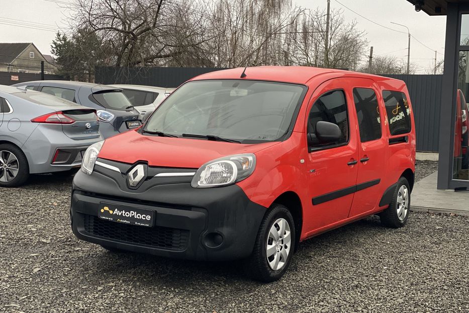 Продам Renault Kangoo пасс. 5 місць 2019 года в Луцке