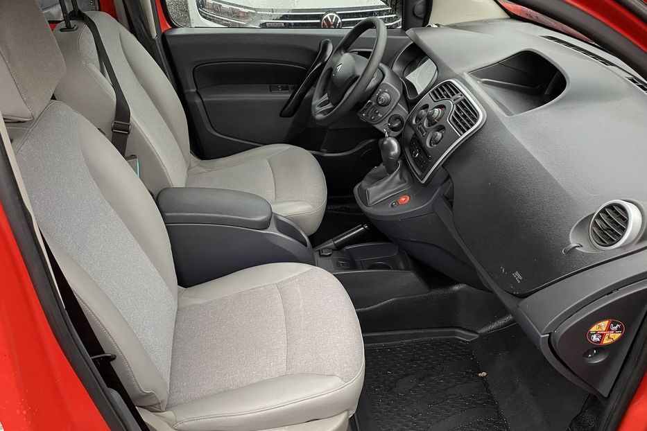 Продам Renault Kangoo пасс. 5 місць 2019 года в Луцке