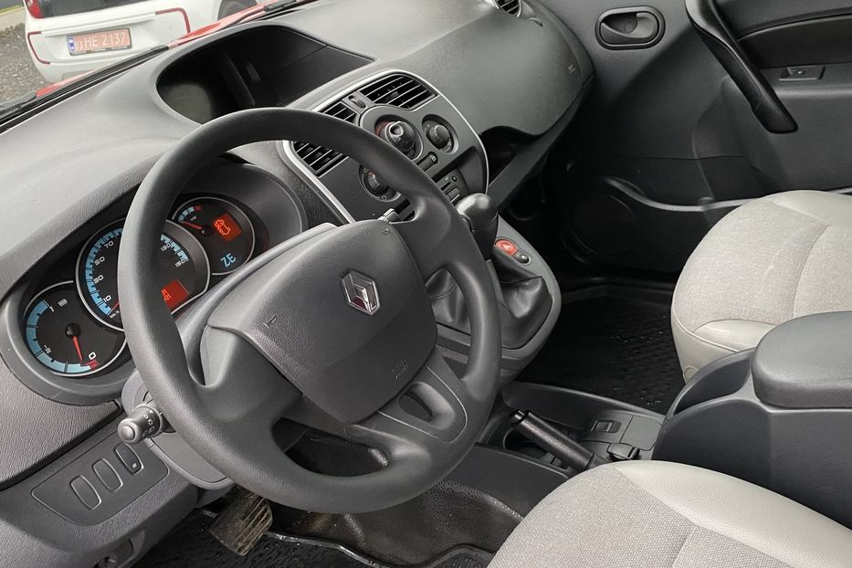 Продам Renault Kangoo пасс. 5 місць 2019 года в Луцке