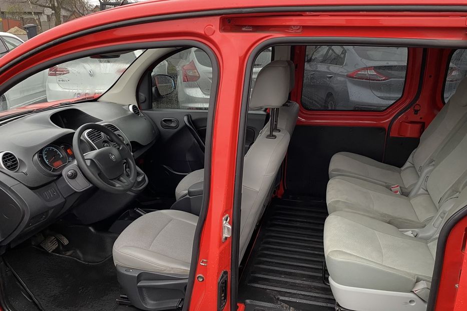 Продам Renault Kangoo пасс. 5 місць 2019 года в Луцке
