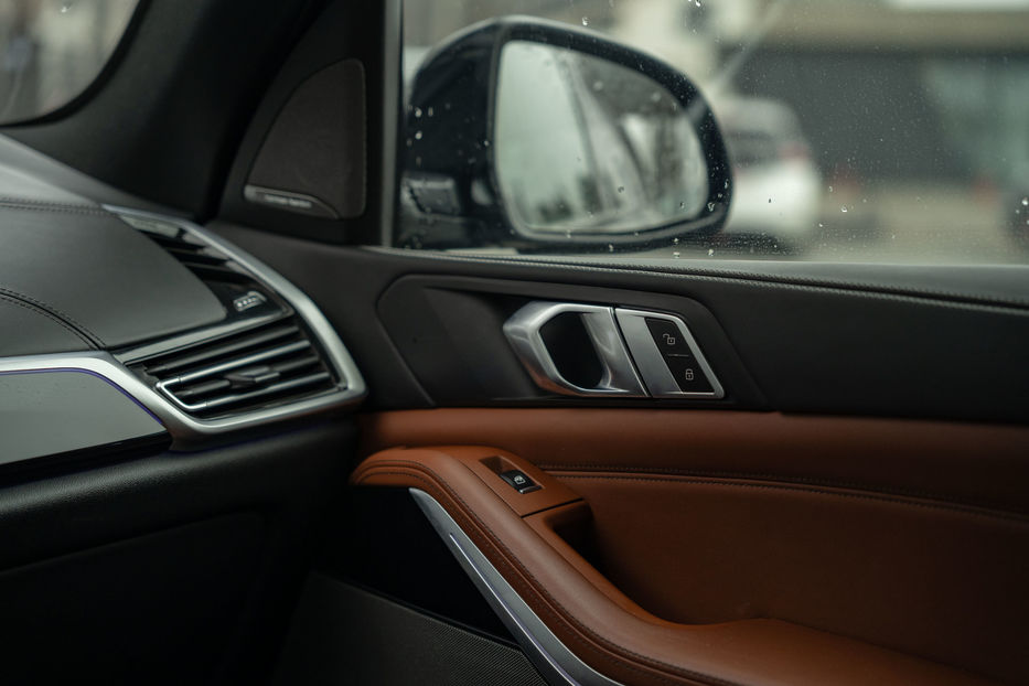 Продам BMW X5 45e xDrive 2022 года в Черновцах