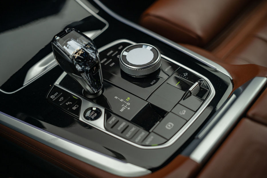 Продам BMW X5 45e xDrive 2022 года в Черновцах