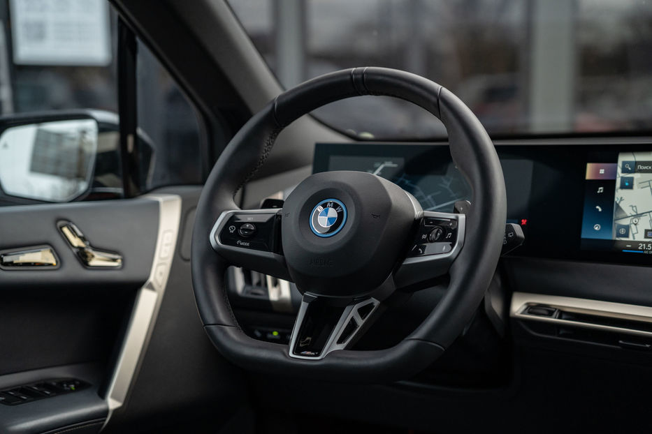 Продам BMW iX xDrive50 2022 года в Черновцах