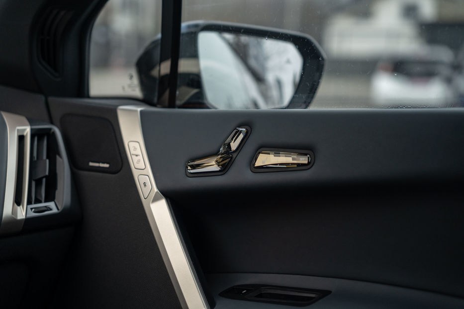 Продам BMW iX xDrive50 2022 года в Черновцах