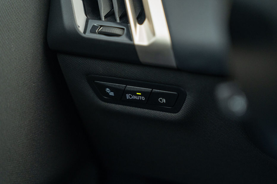 Продам BMW iX xDrive50 2022 года в Черновцах