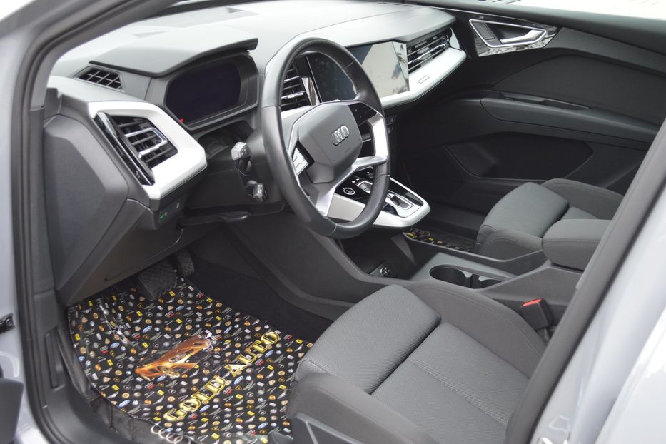 Продам Audi E-Tron Q4  2022 года в Одессе