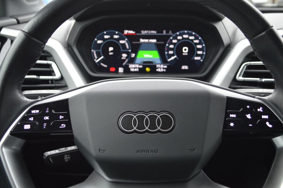 Продам Audi E-Tron Q4  2022 года в Одессе