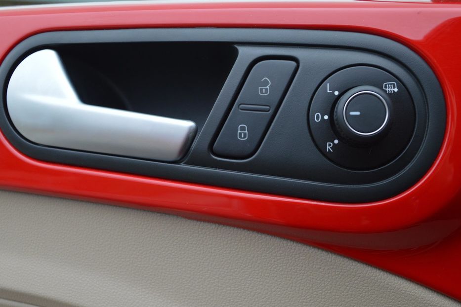 Продам Volkswagen Beetle Turbo 2015 года в Одессе