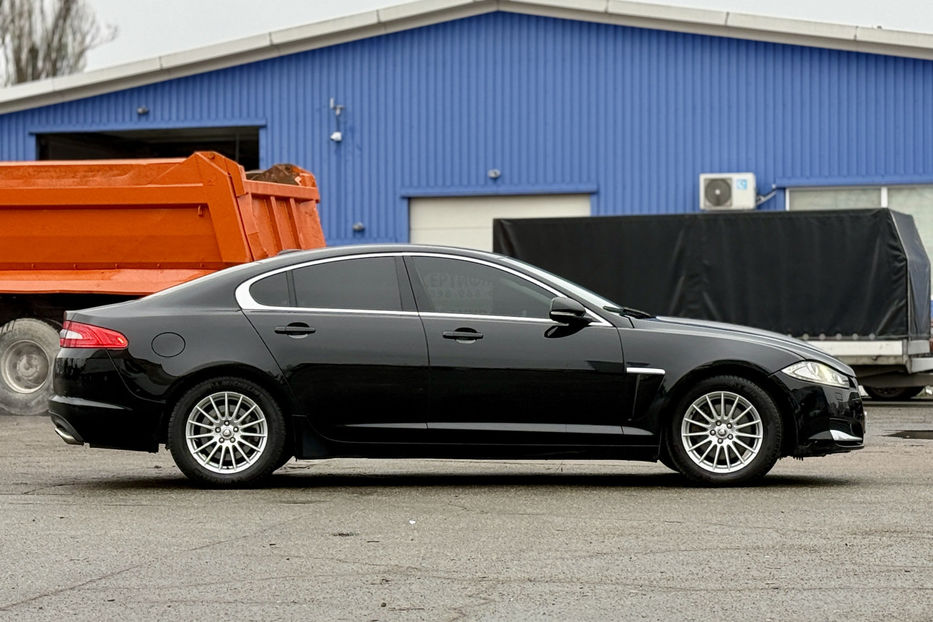 Продам Jaguar XF 2012 года в Киеве