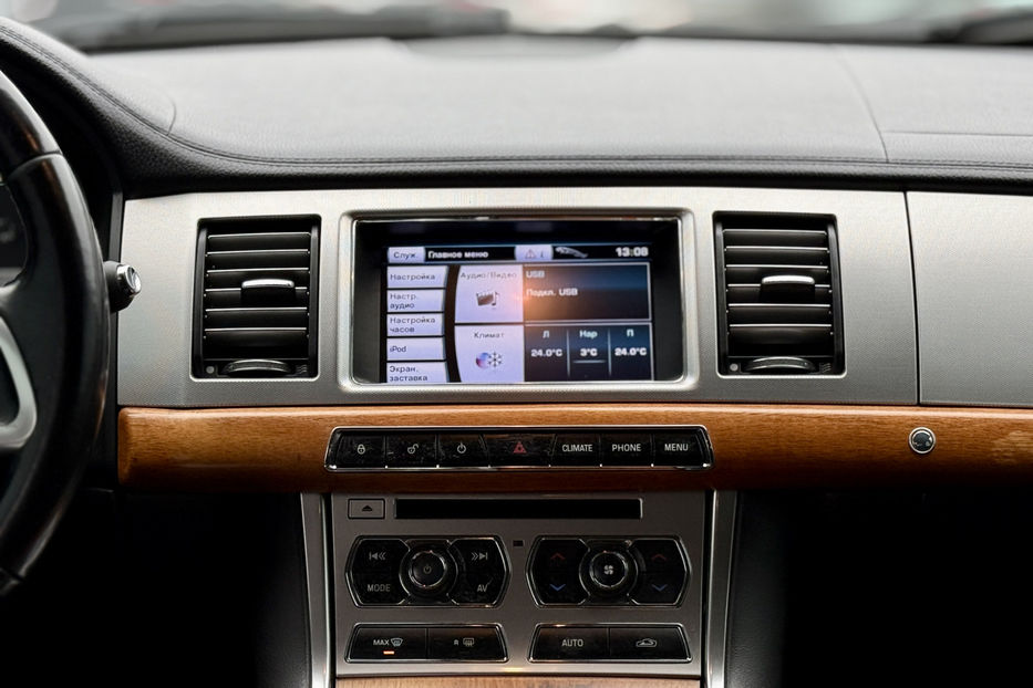 Продам Jaguar XF 2012 года в Киеве