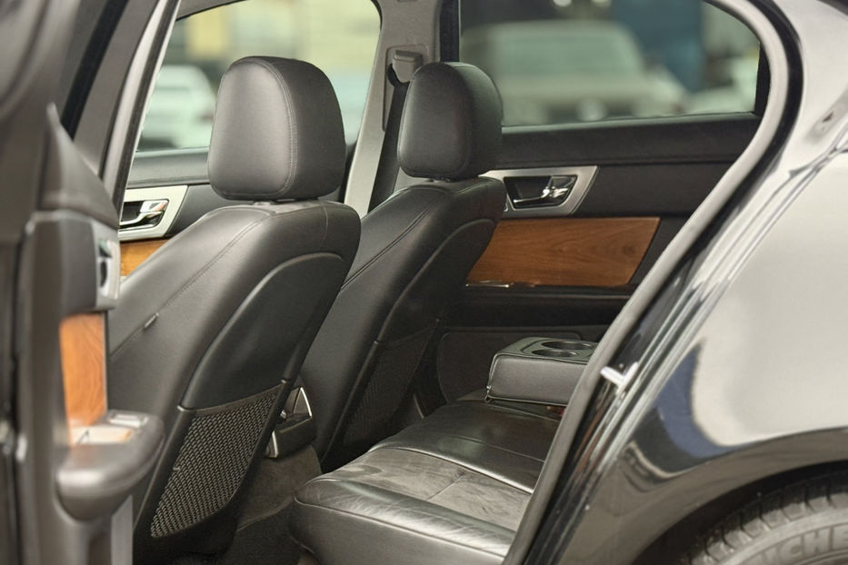 Продам Jaguar XF 2012 года в Киеве
