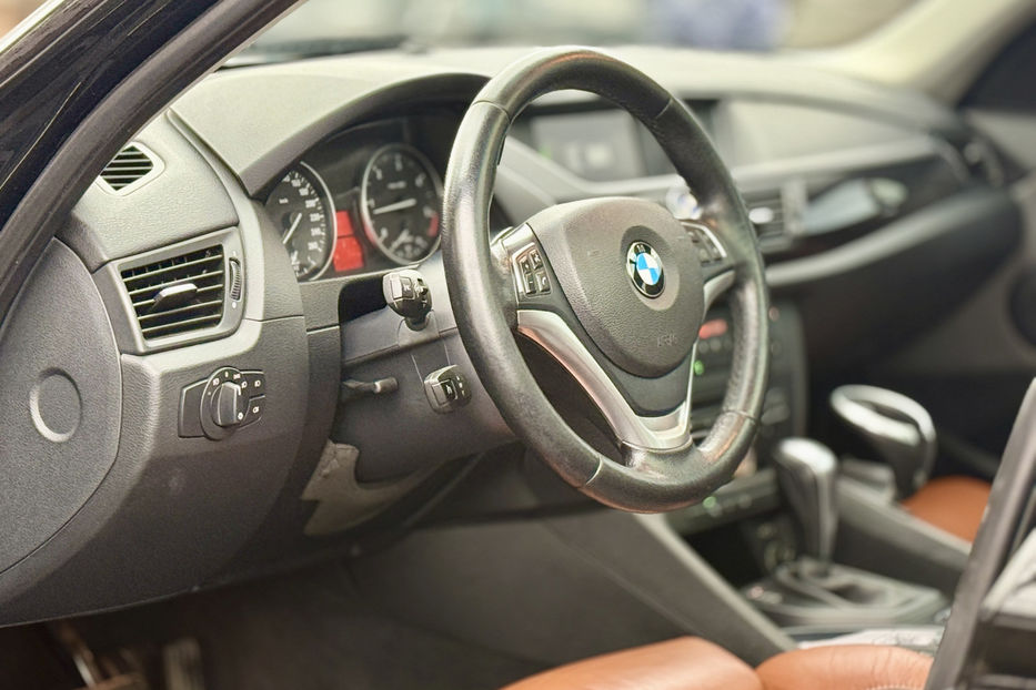 Продам BMW X1 2010 года в Киеве