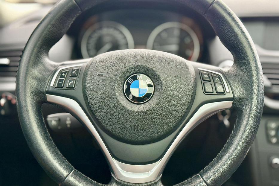 Продам BMW X1 2010 года в Киеве