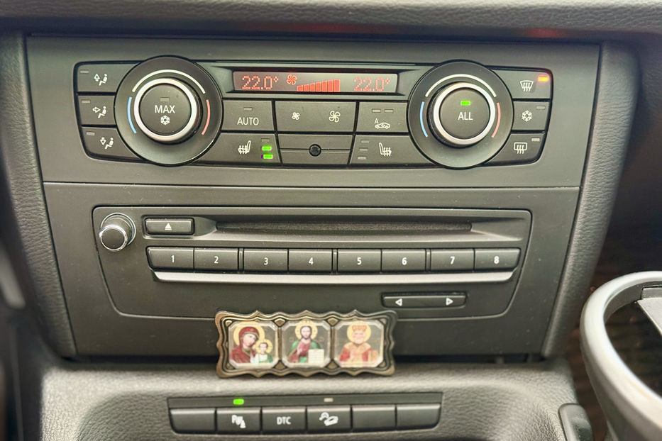 Продам BMW X1 2010 года в Киеве