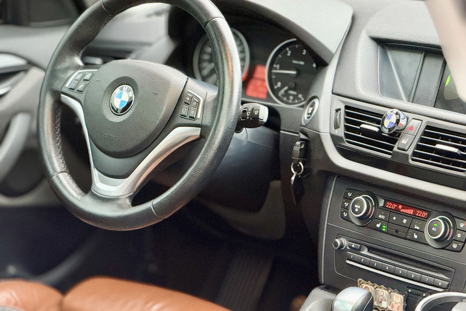 Продам BMW X1 2010 года в Киеве