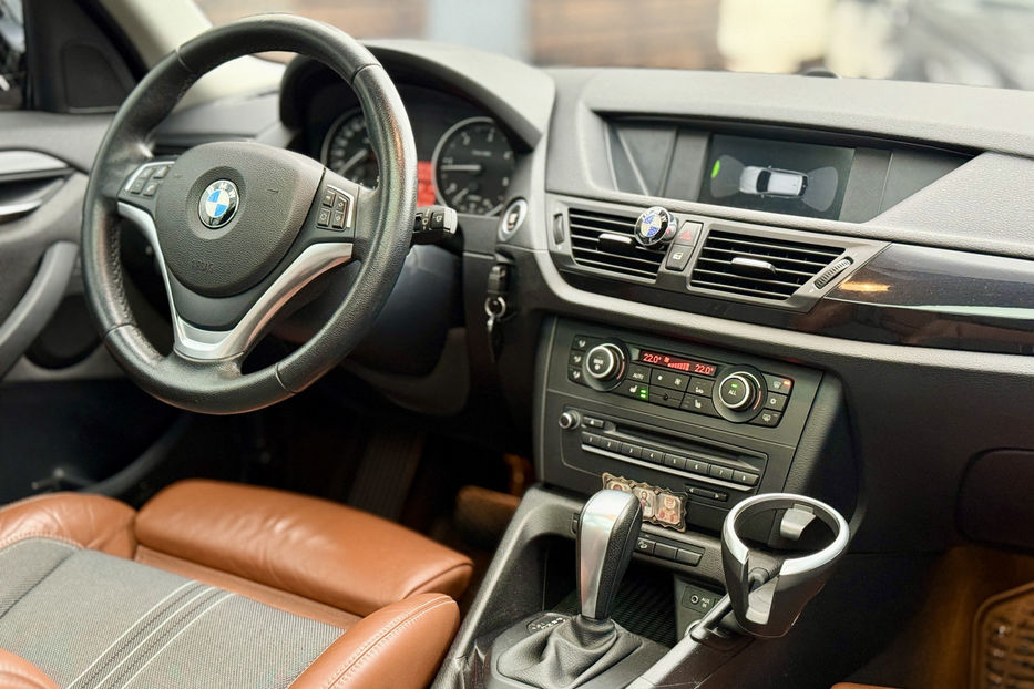 Продам BMW X1 2010 года в Киеве