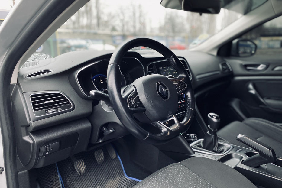 Продам Renault Megane 1.5 Energy dCi EDC 2017 года в Киеве