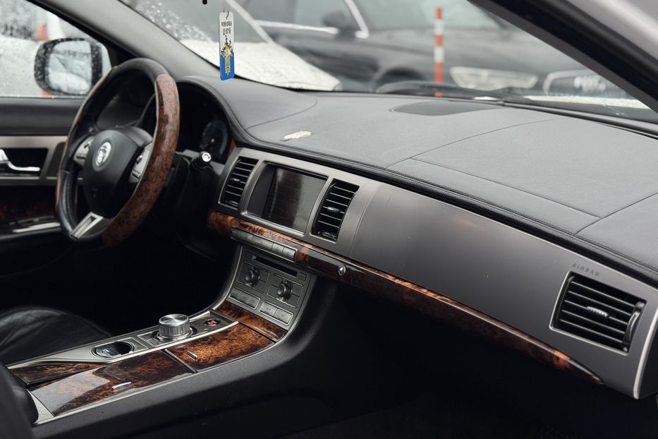 Продам Jaguar XF COMIS 2010 года в г. Умань, Черкасская область