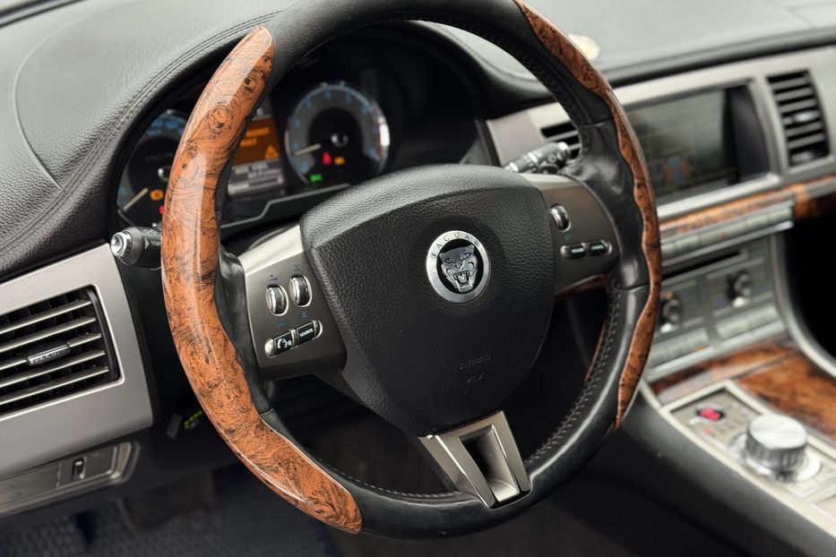 Продам Jaguar XF COMIS 2010 года в г. Умань, Черкасская область