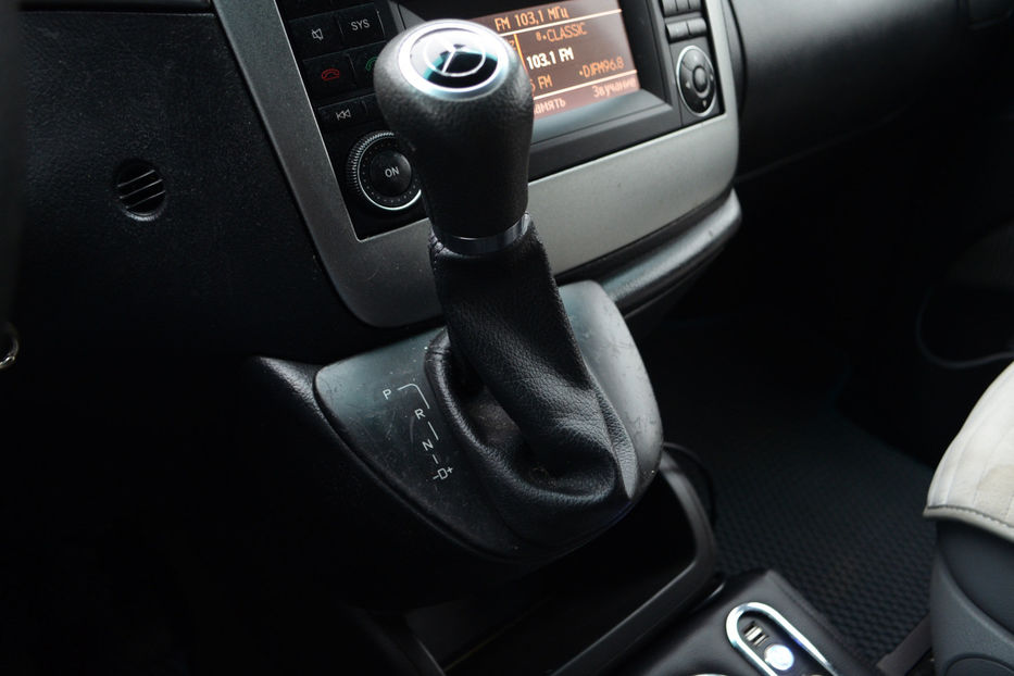 Продам Mercedes-Benz Viano пасс.  V 350 3.5 АТ  2012 года в Киеве