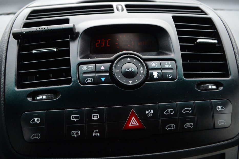 Продам Mercedes-Benz Viano пасс.  V 350 3.5 АТ  2012 года в Киеве