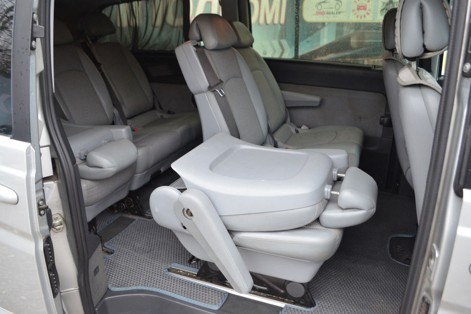 Продам Mercedes-Benz Viano пасс.  V 350 3.5 АТ  2012 года в Киеве