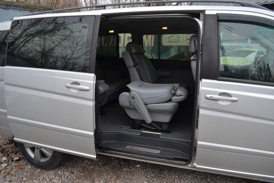 Продам Mercedes-Benz Viano пасс.  V 350 3.5 АТ  2012 года в Киеве