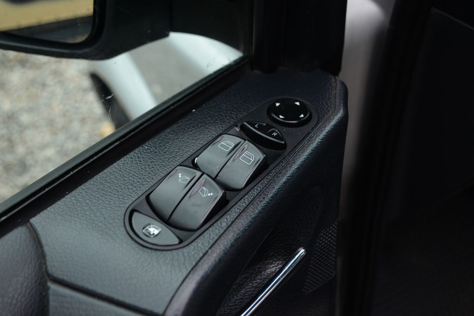 Продам Mercedes-Benz Viano пасс.  V 350 3.5 АТ  2012 года в Киеве