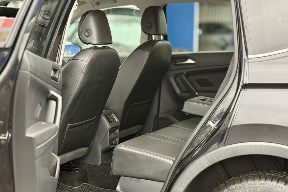 Продам Volkswagen Tiguan 2.0 TSI АT (184 к.с.) 4Motion  2018 года в Киеве