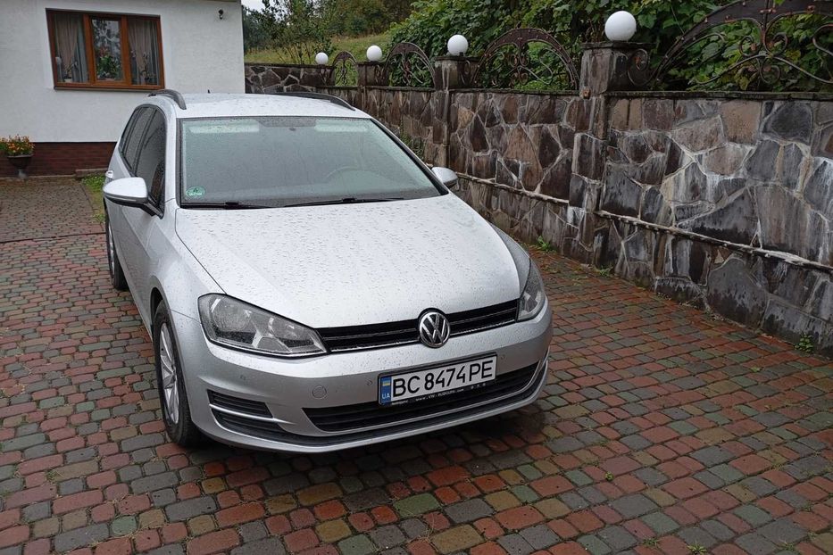 Продам Volkswagen Golf VII 2015 года в Львове