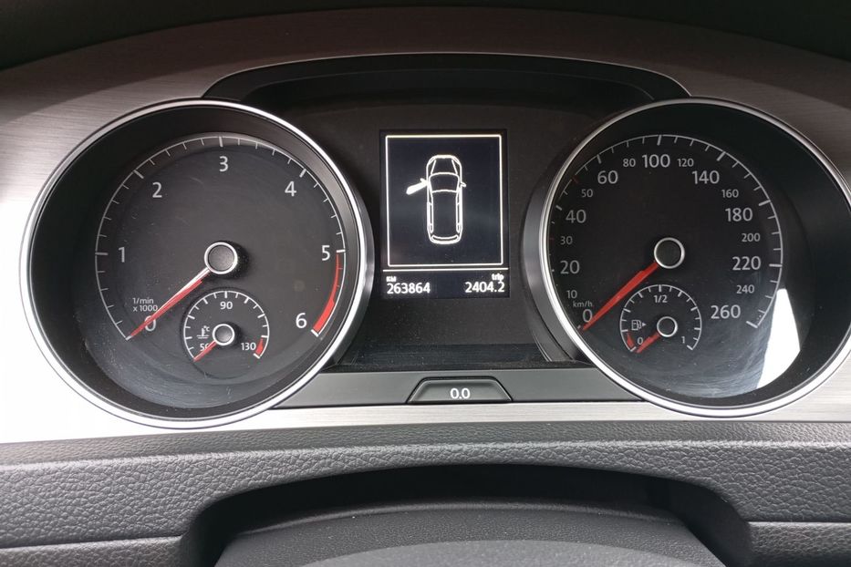 Продам Volkswagen Golf VII 2015 года в Львове