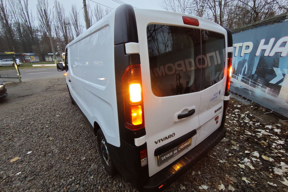 Продам Opel Vivaro груз. 1.6 MT (145 к.с.) 2017 года в Киеве