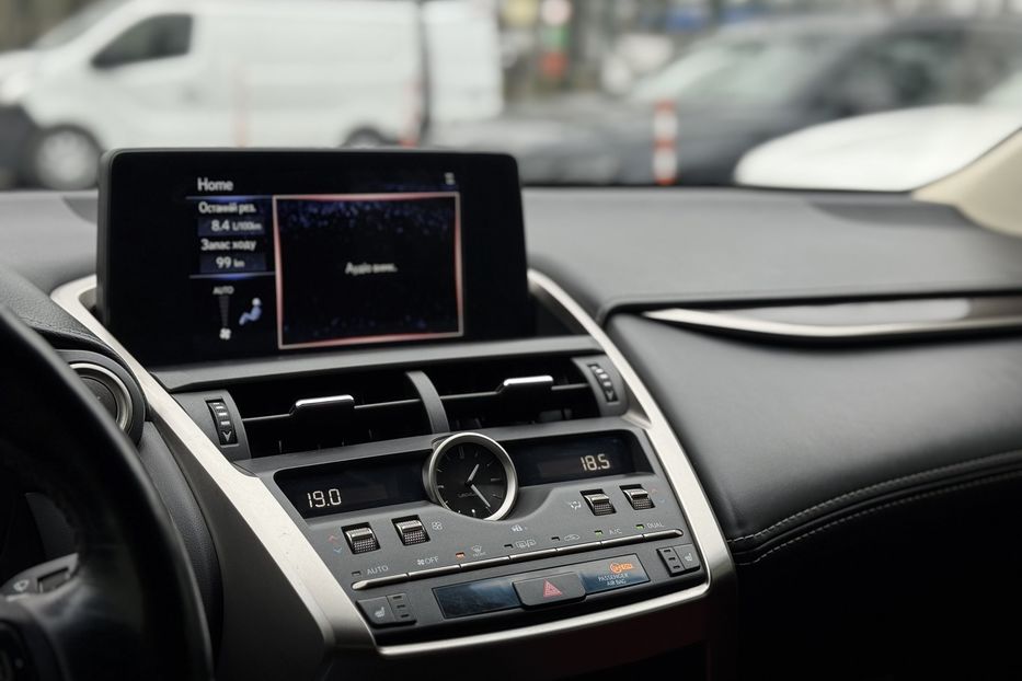 Продам Lexus NX 200 COMIS 2018 года в г. Умань, Черкасская область