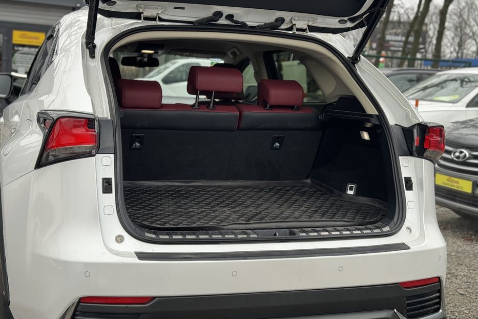 Продам Lexus NX 200 COMIS 2018 года в г. Умань, Черкасская область