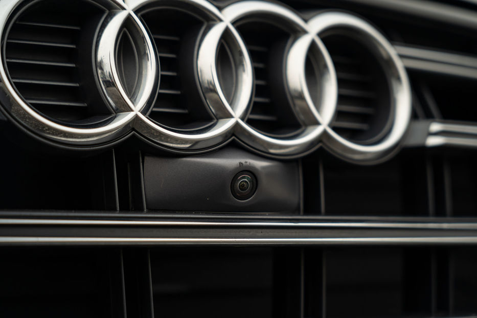 Продам Audi Q5 Prestige 2018 года в Черновцах