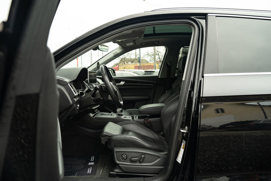 Продам Audi Q5 Prestige 2018 года в Черновцах