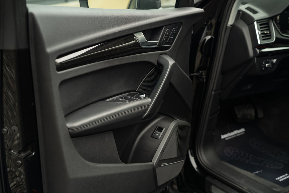 Продам Audi Q5 Prestige 2018 года в Черновцах