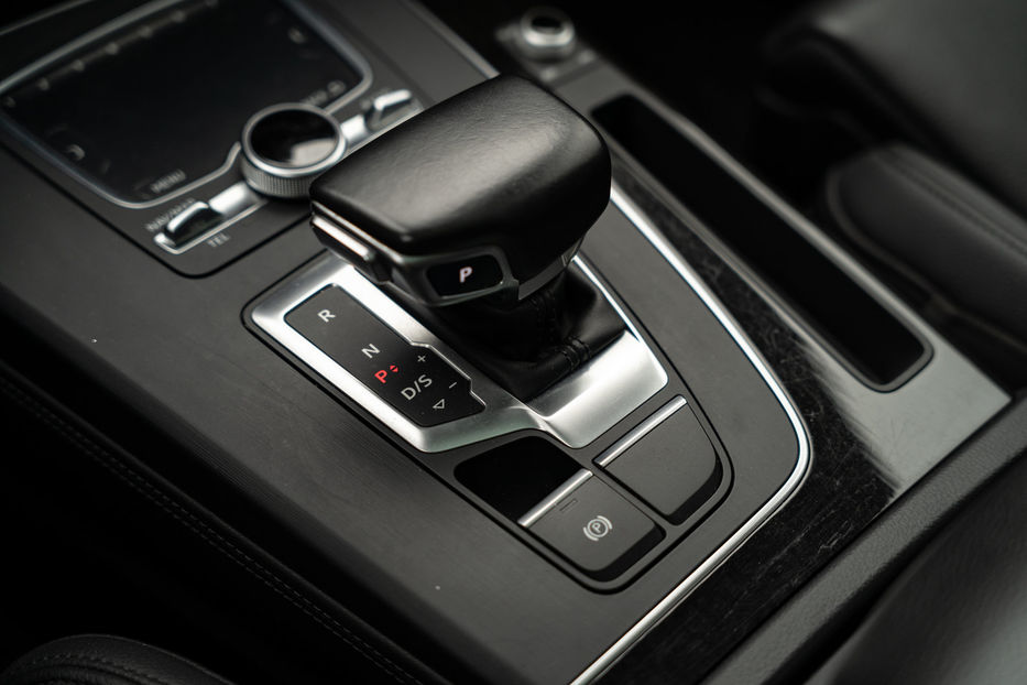 Продам Audi Q5 Prestige 2018 года в Черновцах